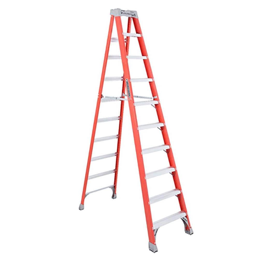 Louisville FS1510 9-Step Ladder: Fiberglass, Type IA 
