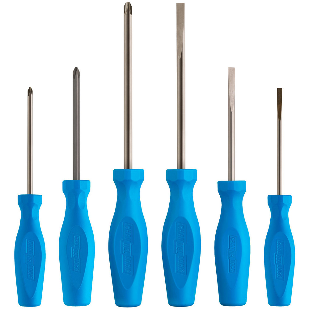 Screwdriver Sets: Screwdriver Types Included: Phillips , Slotted; Container Type: Clamshell