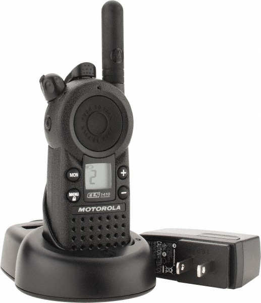 Two-Way Radio: Analog, UHF, 4 Channel - Professional, Analog Display, 1 W, Black