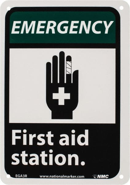 First Aid Sign: Rectangle, "FIRST AID STATION"