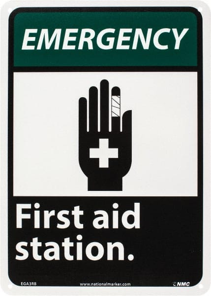 First Aid Sign: Rectangle, "FIRST AID STATION"