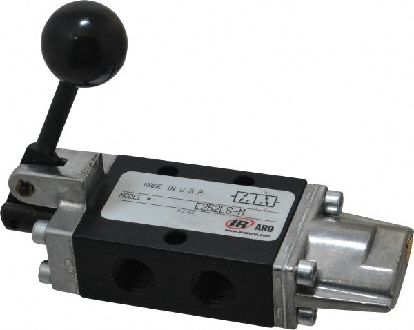 ARO/Ingersoll-Rand E252LS Manually Operated Valve: Hand Lever, Lever & Spring Actuated Image