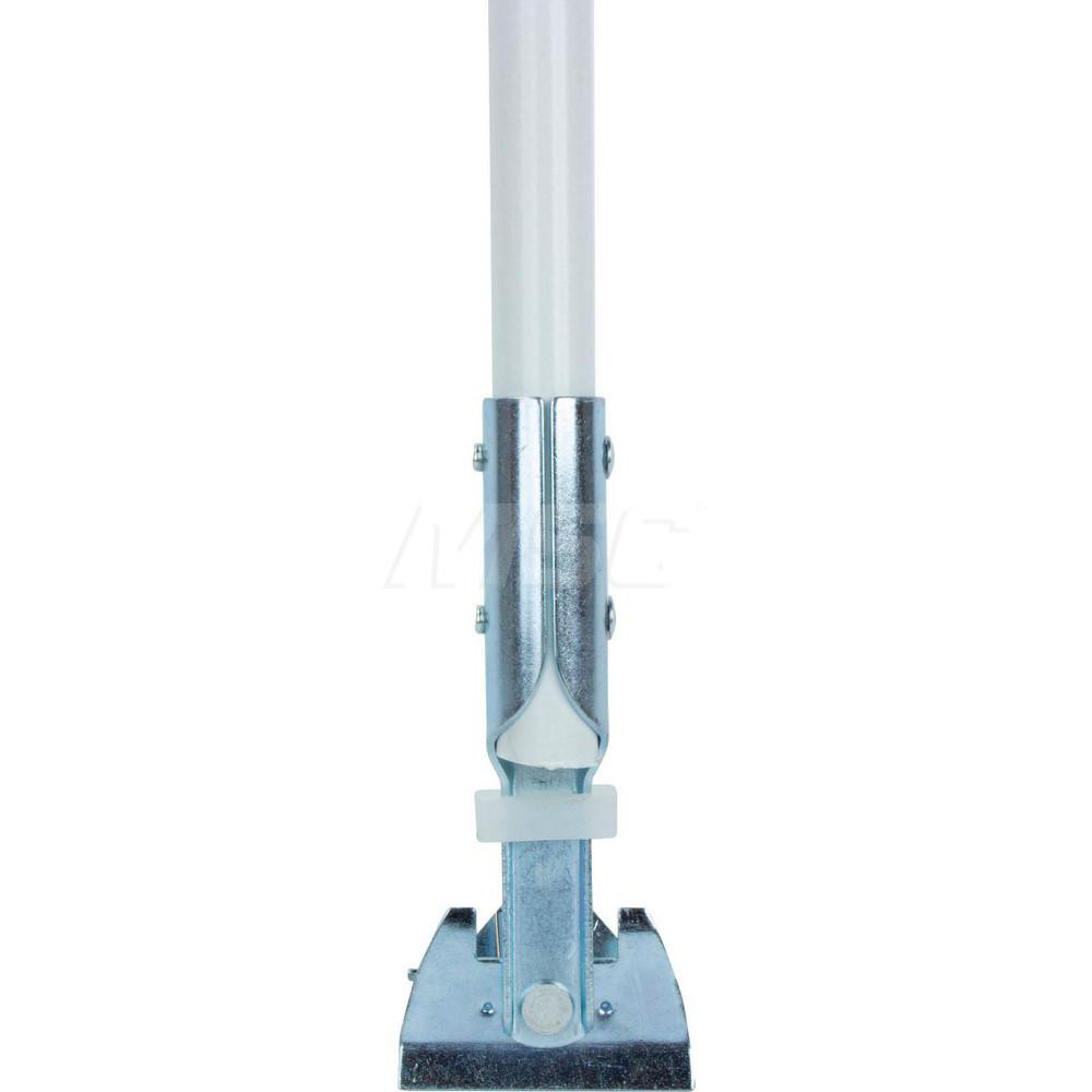 Carlisle Mop Handles; For Use With Dust Mops ; Connection Type ClipOn ; Handle Type Clip