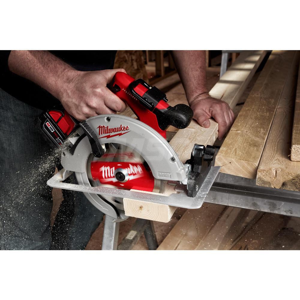 Milwaukee Tool - Cordless Circular Saw: 7-1/4