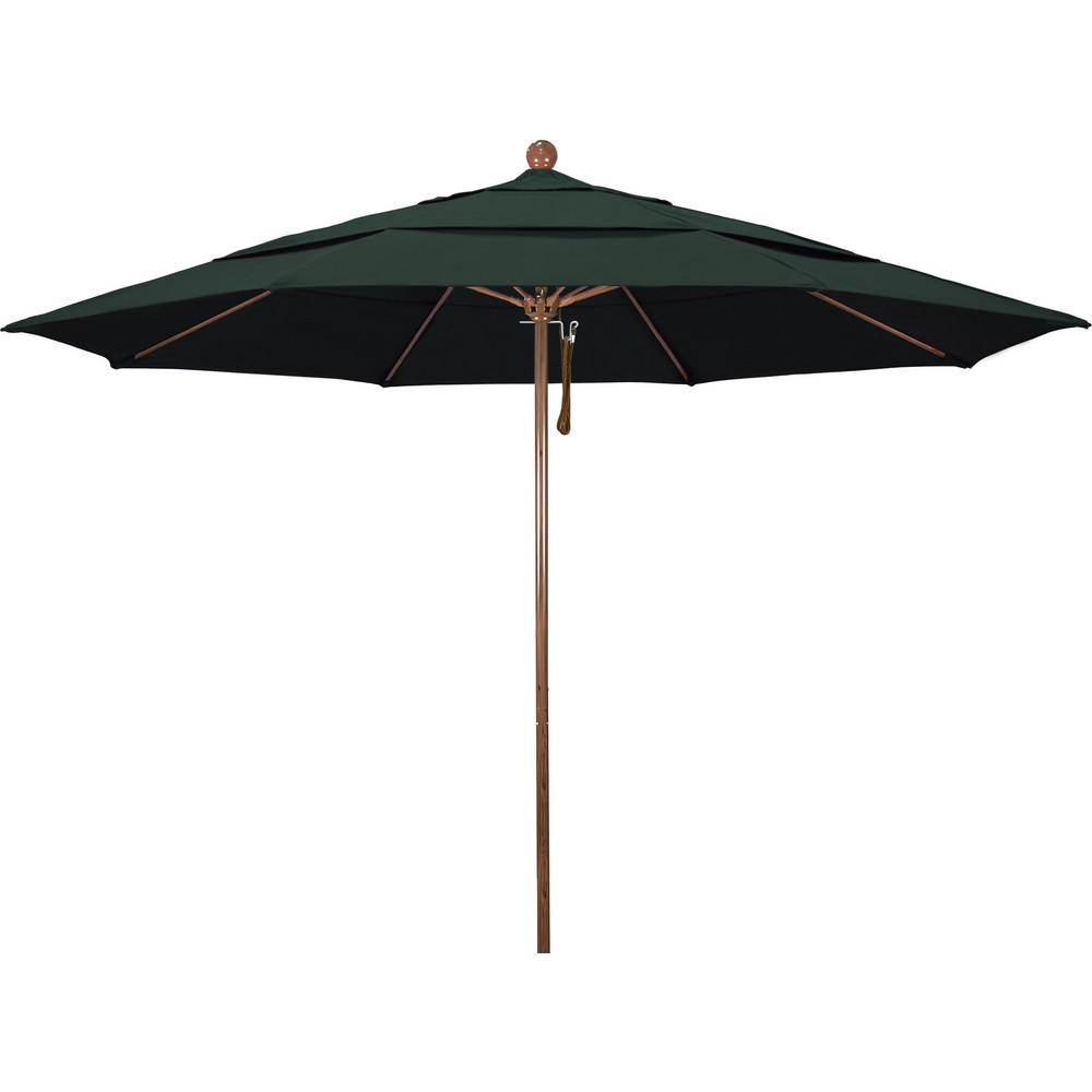 California Umbrella Patio Umbrellas; Fabric Color Hunter Green; Frame Material Aluminum
