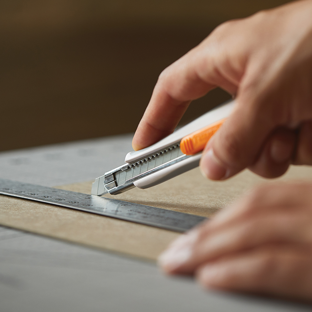 Fiskars Utility Knives, Snap Blades & Box Cutters; Type Utility