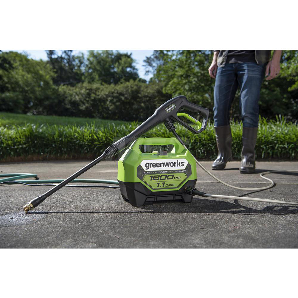 Greenworks Pressure Washer 1,800 psi, 1 GPM, Electric, Cold Water