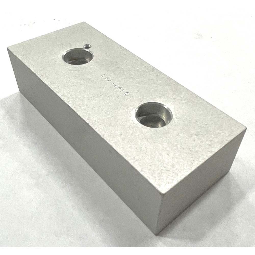 Vise Jaw: 8" Wide, 2" High, 5.812" Thick, Flat