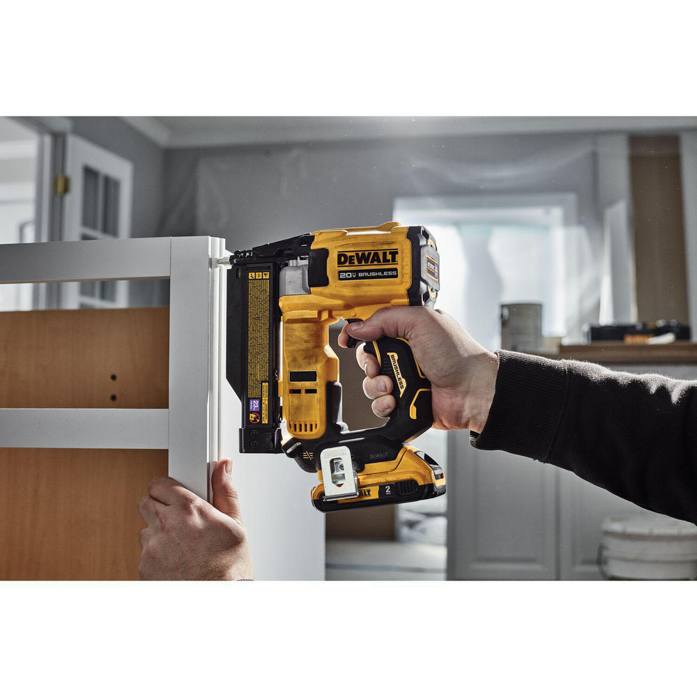 DeWALT Cordless Finish Nailer 20V, 5/8 to 11/2" Nail Length MSC