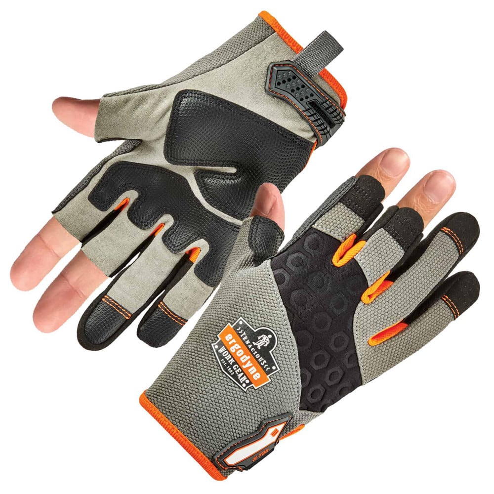 Gloves: Size M, Polyester Blend