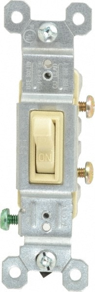 1 Pole, 120 VAC, 15 Amp, Specification Grade Toggle Wall Switch