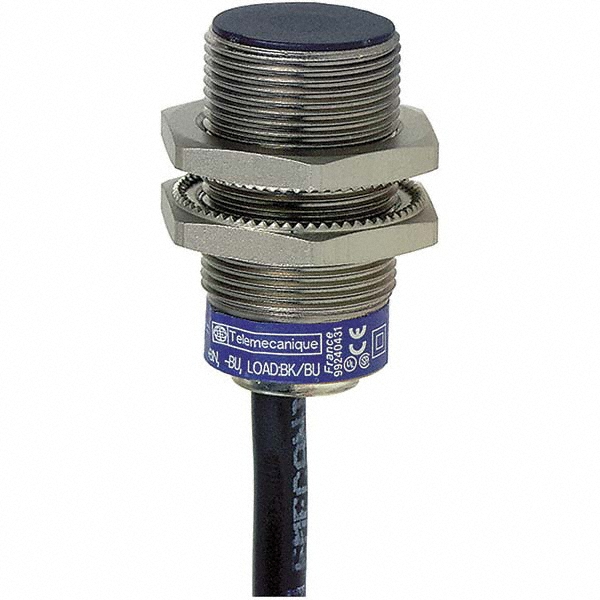 Telemecanique Sensors Inductive Proximity Sensor Cylinder, 10 mm Detection Distance MSC