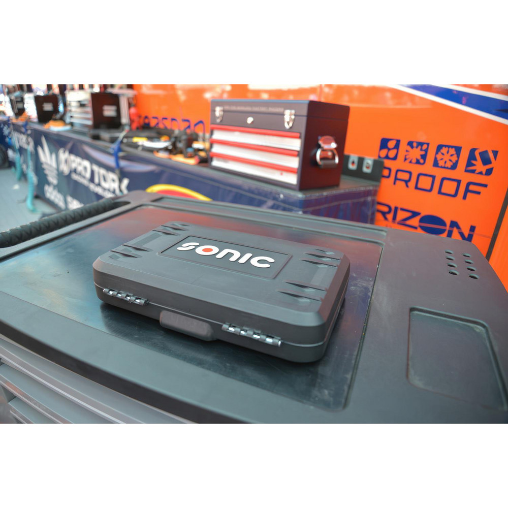 Sonic Tools USA - Socket Set: Ratchet & Socket Set & Universal Joint ...