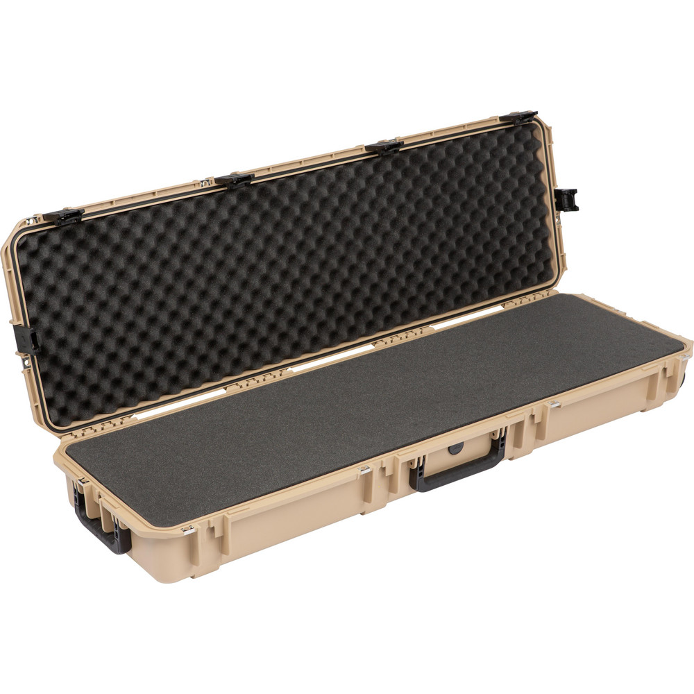 SKB Corporation - Clamshell Case: Layered Foam, 17