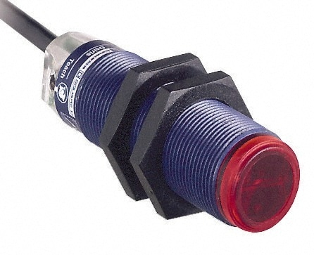 Telemecanique Sensors XUB1APANL2 Cable Connector, 4m Nominal Distance, Shock and Vibration Resistant, Retroreflective Photoelectric Sensor Image