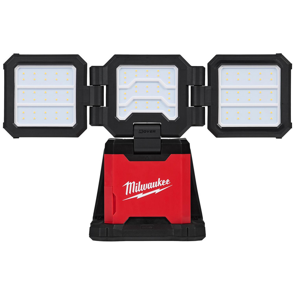 M18&trade; ROVER&trade; Dual Power Triple-Panel Flood & Area Light