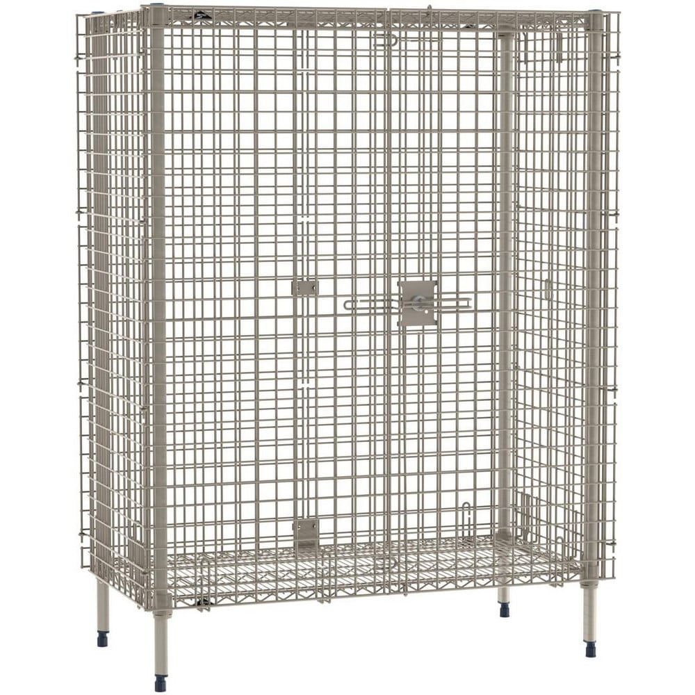 Wire Shelving: 2 Shelves