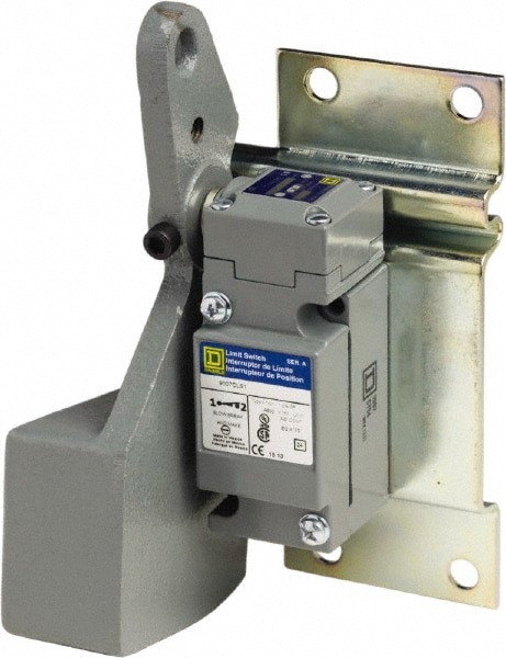 Square D 9007CLS1 General Purpose Limit Switch: SPST, NC, Rotary Head Image