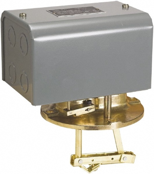 Square D 9038DG8 1 NEMA Rated, DPST-DB, Float Switch Pressure and Level Switch Image