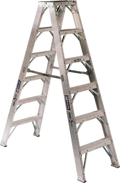 T7412, Step Ladders
