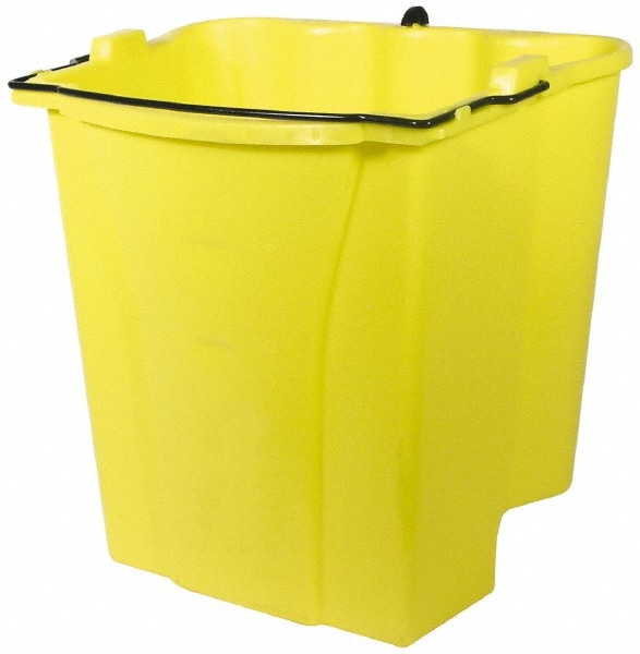 rubbermaid plastic buckets