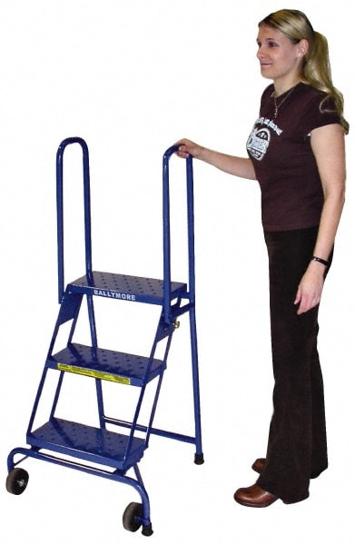 3-Step Steel Folding Step Ladder: 52" High