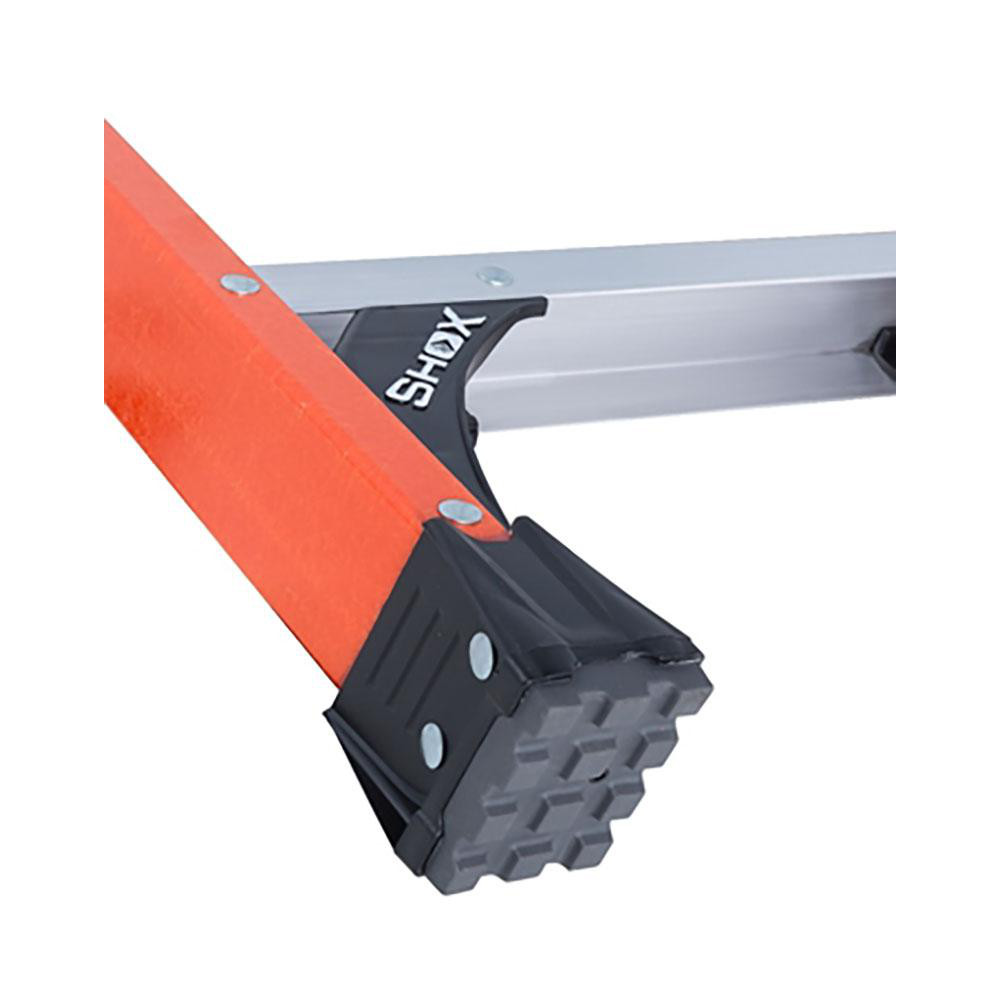Werner 3-Foot Fiberglass Stepladder – 375 Lb Capacity, Type IAA, Non-Conductive Rails