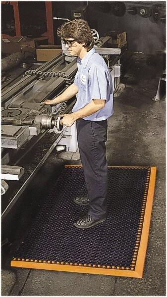 Anti-Fatigue Mat: 40" Length, 28" Wide, 7/8" Thick, Nitrile Rubber, Beveled Edge, Heavy-Duty