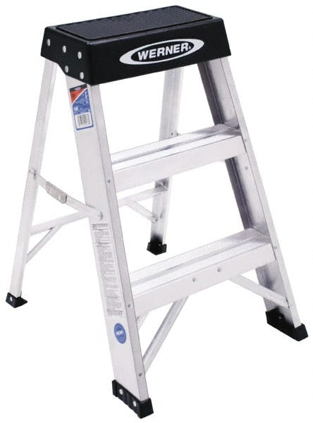 2-Step Ladder: Aluminum, Type IA, 2' OAH