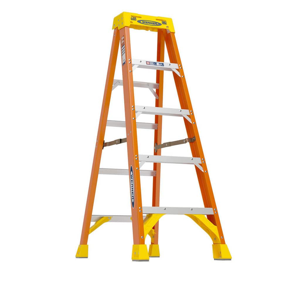 4-Step Fiberglass Step Ladder: Type IA, 300 lb Capacity, 5' High