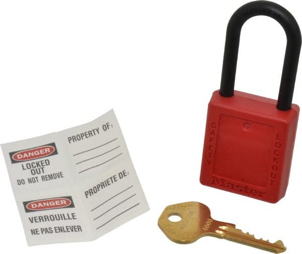 Master Lock 406KARED605F156 Lockout Padlock: Keyed Alike, Key Retaining, Thermoplastic, Plastic Shackle, Red 