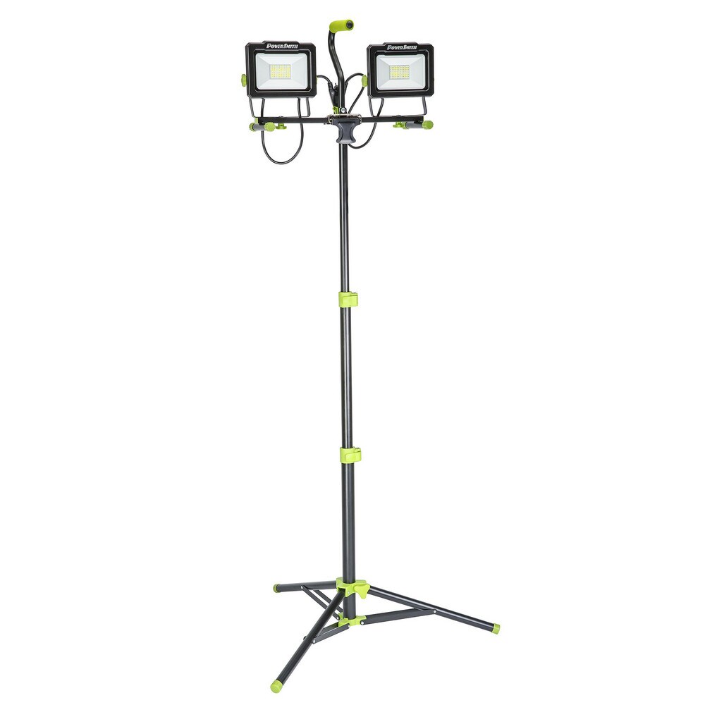 Garage Work Lights; Amperage Rating: 0.9200 ; Voltage: 120.00 ; Cord Length: 9 (Feet); Type of Power: Corded