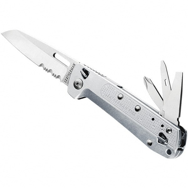 Leatherman 832652 Folding Knife Multi-Tool: 8 Function 