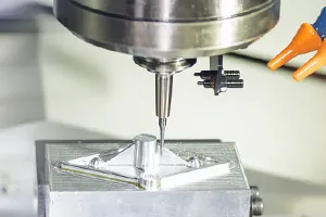 metalworking tool in motion