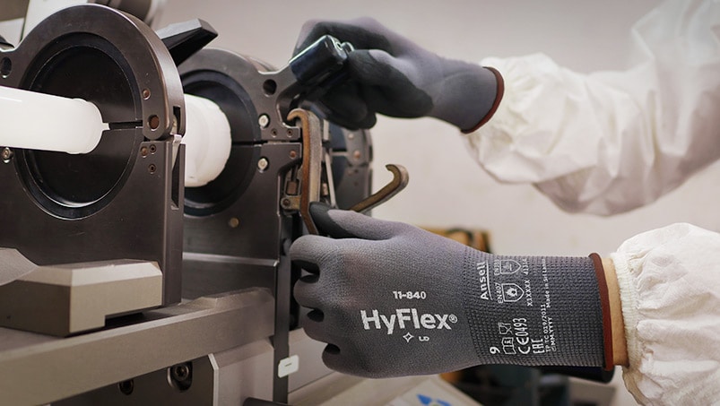 MSC Industrial Supply Co | HyFlex FORTIX Gloves